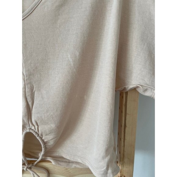 Très Bien Front Tie Beige Crop Top ( S ) - Picture 2 of 4